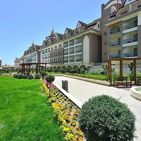 Crown Palace Ultra ホテル