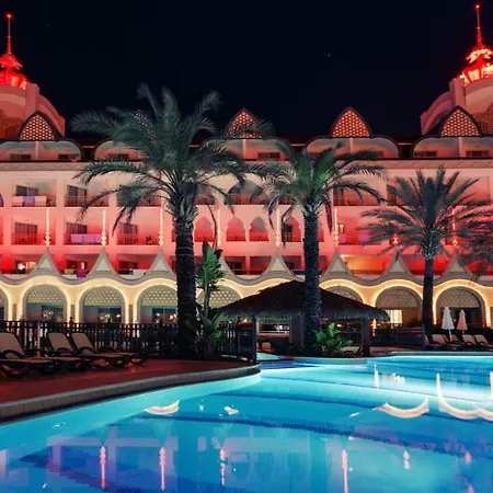 Crown Palace Ultra ホテル シダ