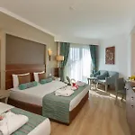 Hotel Crown Palace Ultra Side