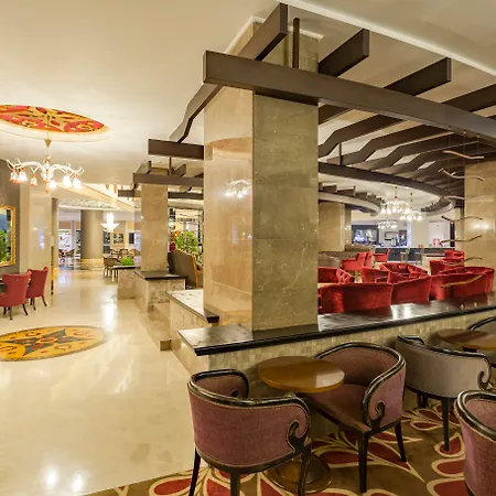 Hotel Crown Palace Ultra