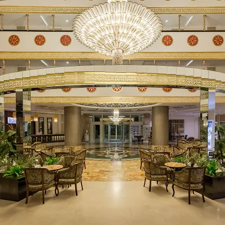 Hotel Crown Palace Ultra