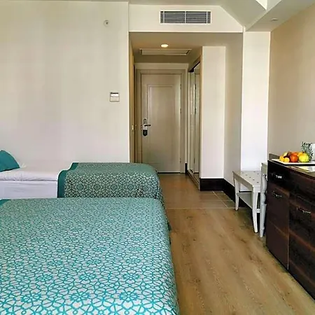 Crown Palace Ultra Hotel 5*