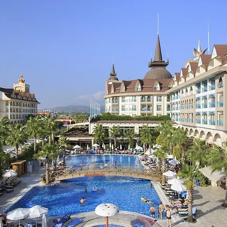 Crown Palace Ultra 시데