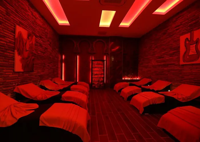 Szálloda Crown Palace Ultra