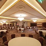 Szálloda Crown Palace Ultra 5*