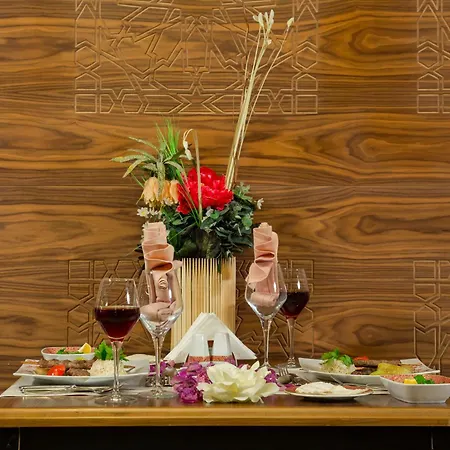 Crown Palace Ultra Szálloda 5*
